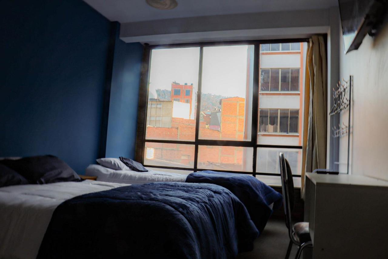 Lobo Hostel ลาปาซ ภายนอก รูปภาพ