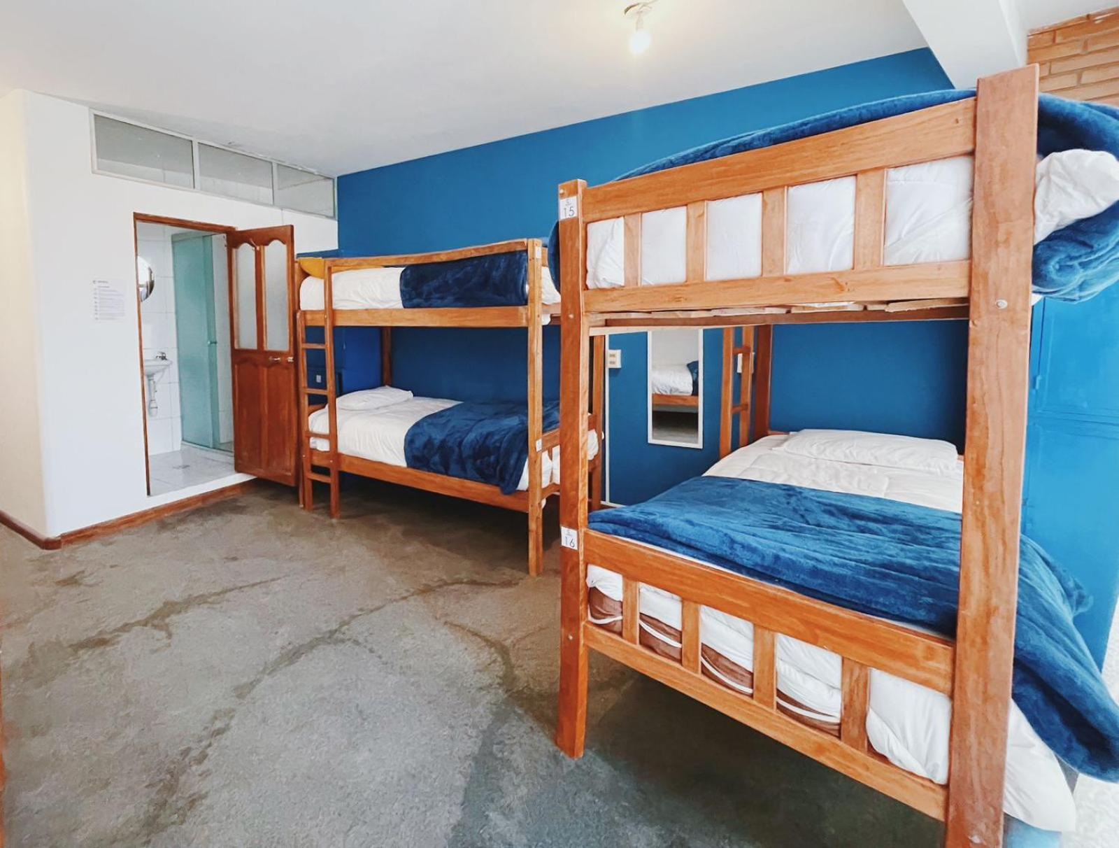 Lobo Hostel ลาปาซ ภายนอก รูปภาพ
