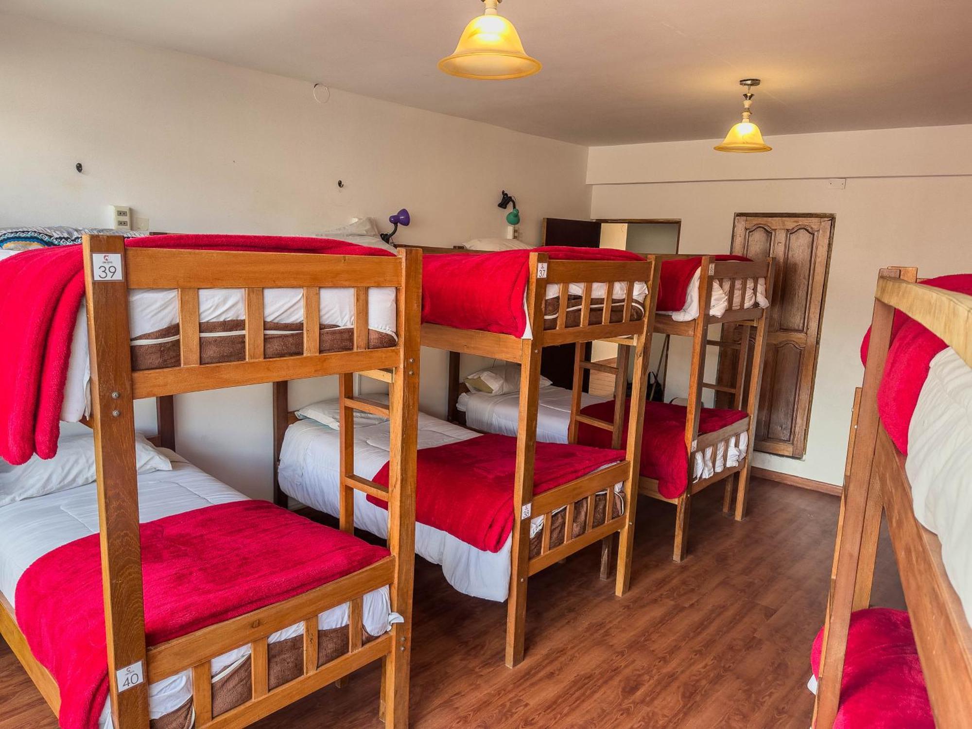 Lobo Hostel ลาปาซ ภายนอก รูปภาพ