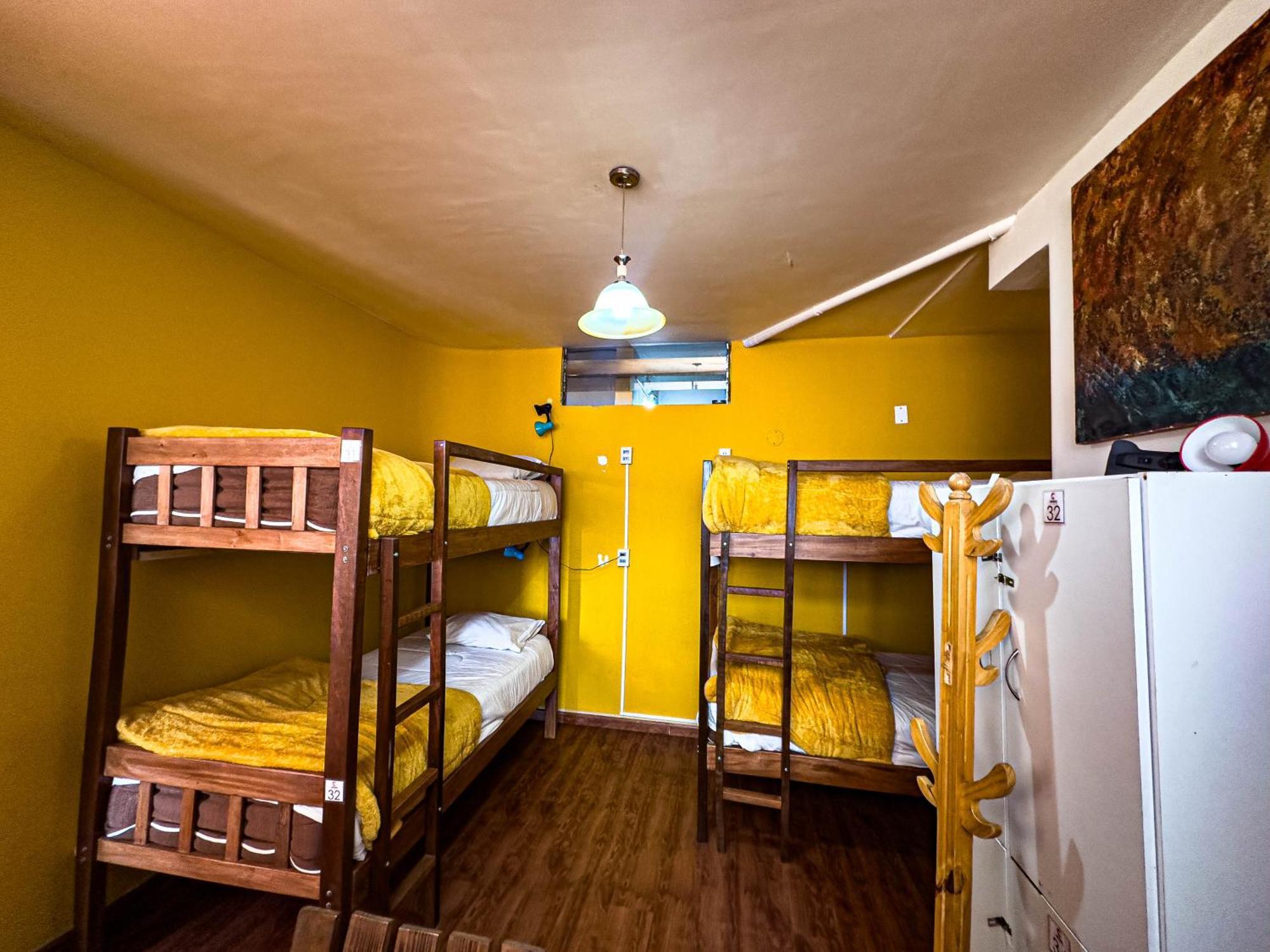 Lobo Hostel ลาปาซ ภายนอก รูปภาพ