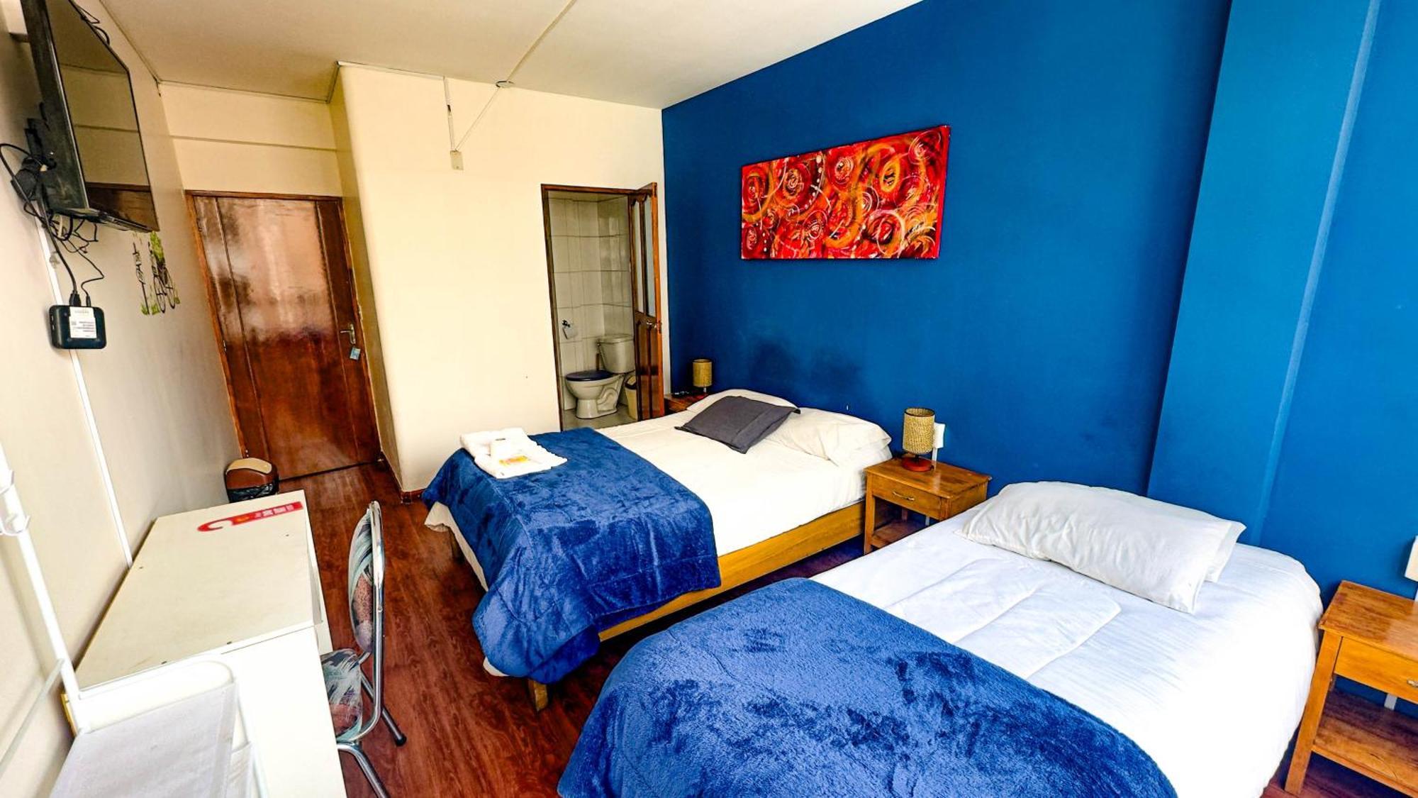 Lobo Hostel ลาปาซ ภายนอก รูปภาพ
