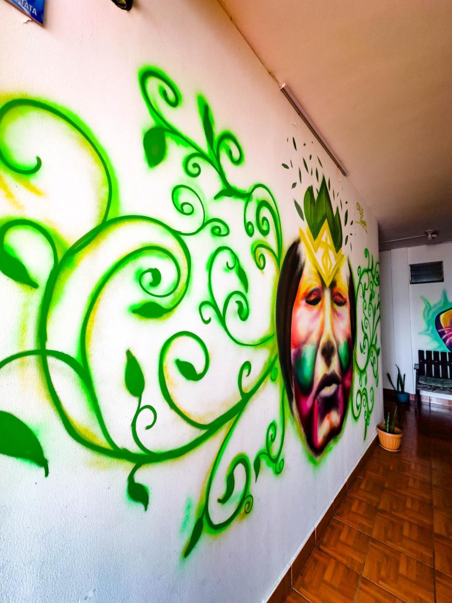 Lobo Hostel ลาปาซ ภายนอก รูปภาพ
