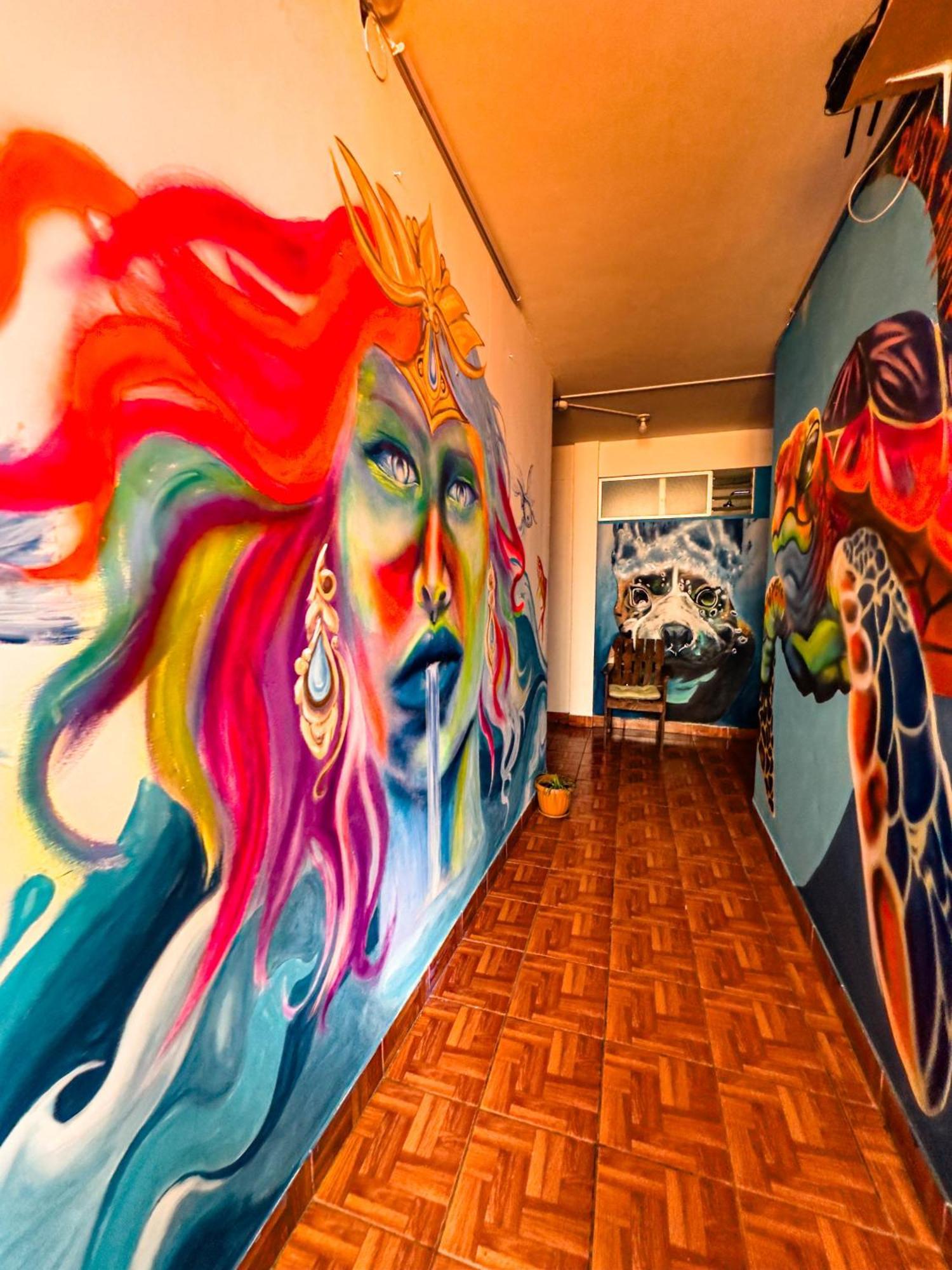 Lobo Hostel ลาปาซ ภายนอก รูปภาพ
